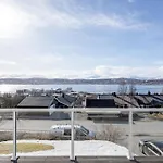 Groups & Family L Majestic Views L Free Parking *